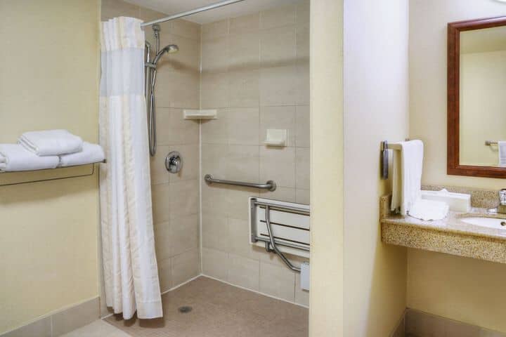 Bathroom shower